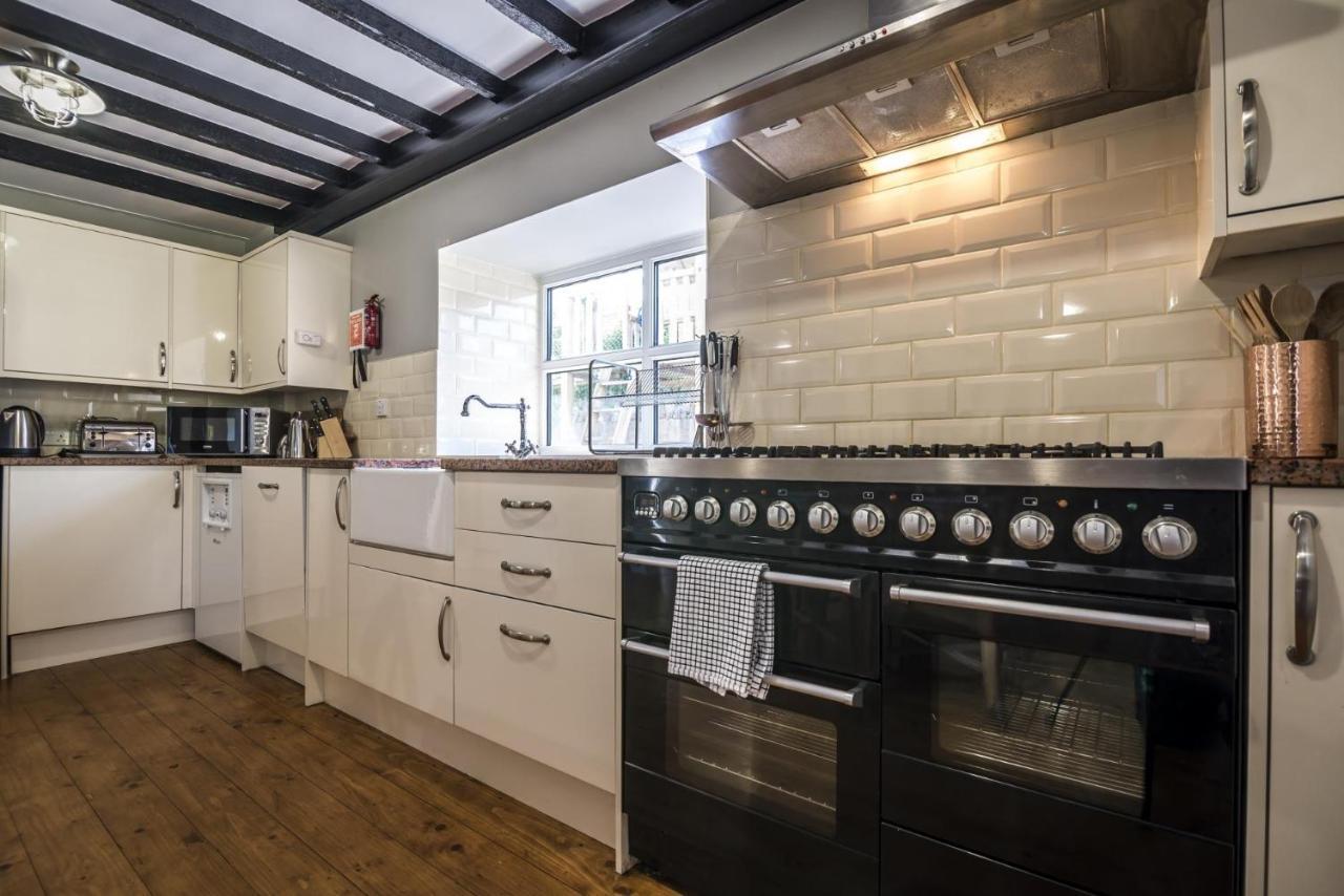 Barn Conversion - Hot Tub - Penally - Tenby Εξωτερικό φωτογραφία