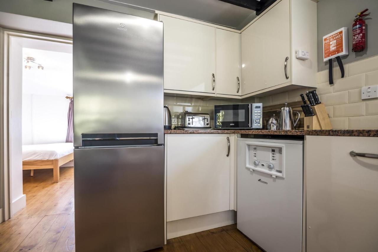 Barn Conversion - Hot Tub - Penally - Tenby Εξωτερικό φωτογραφία