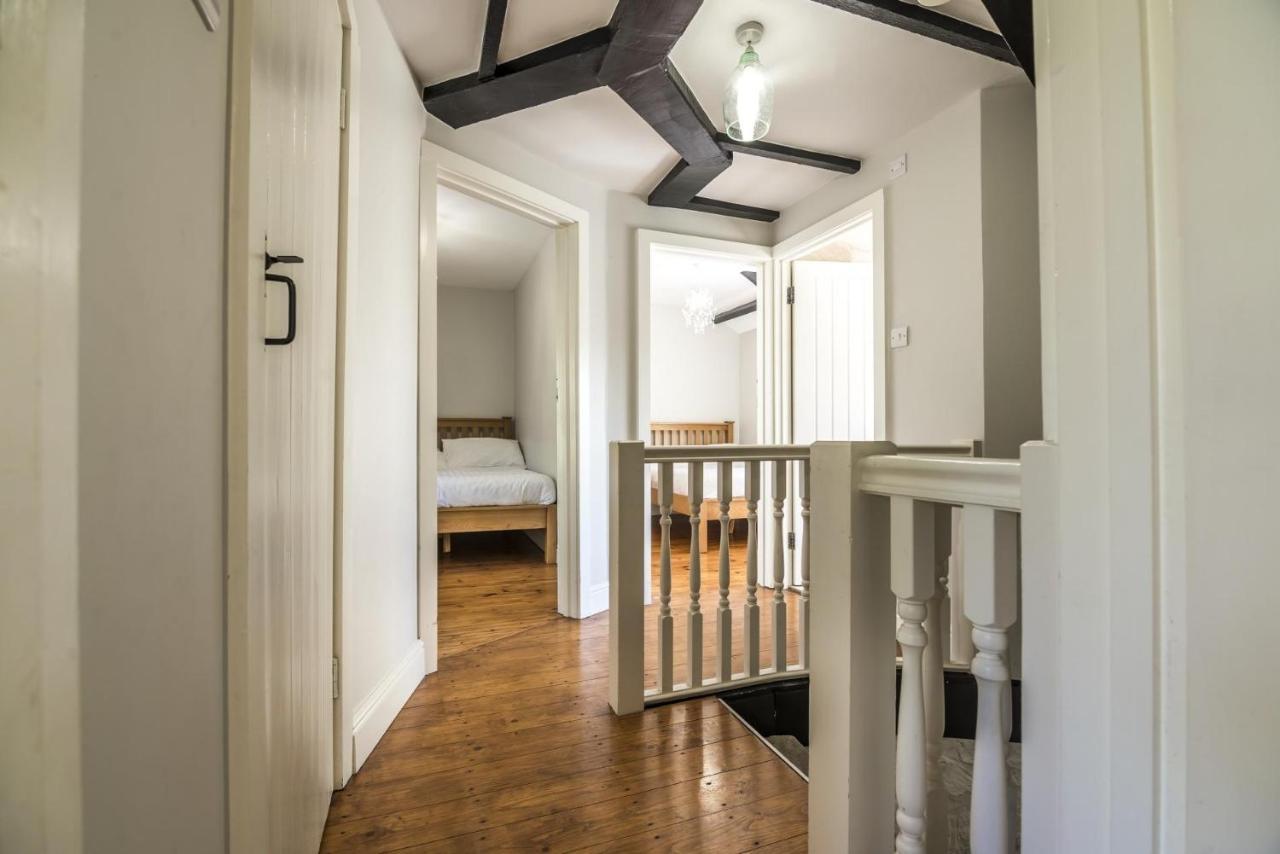 Barn Conversion - Hot Tub - Penally - Tenby Εξωτερικό φωτογραφία