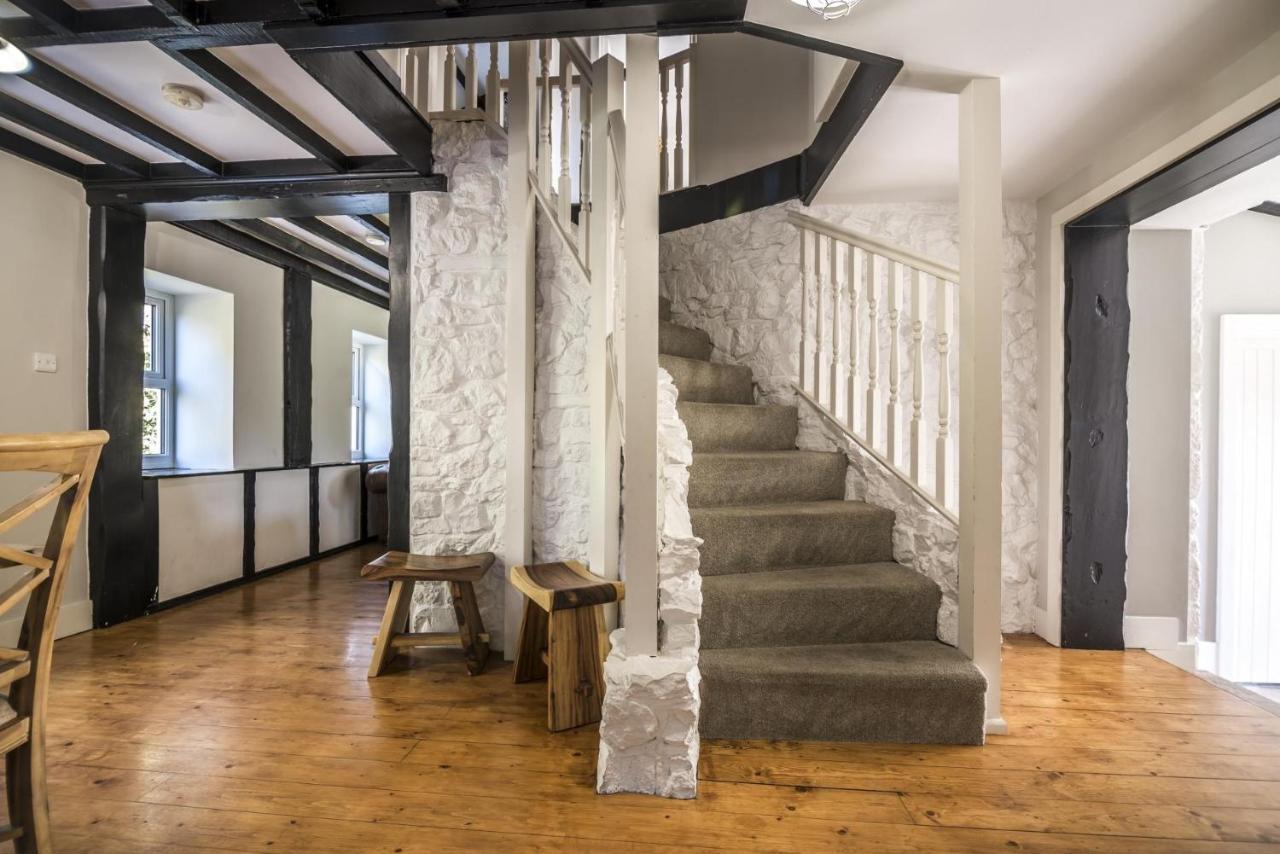 Barn Conversion - Hot Tub - Penally - Tenby Εξωτερικό φωτογραφία
